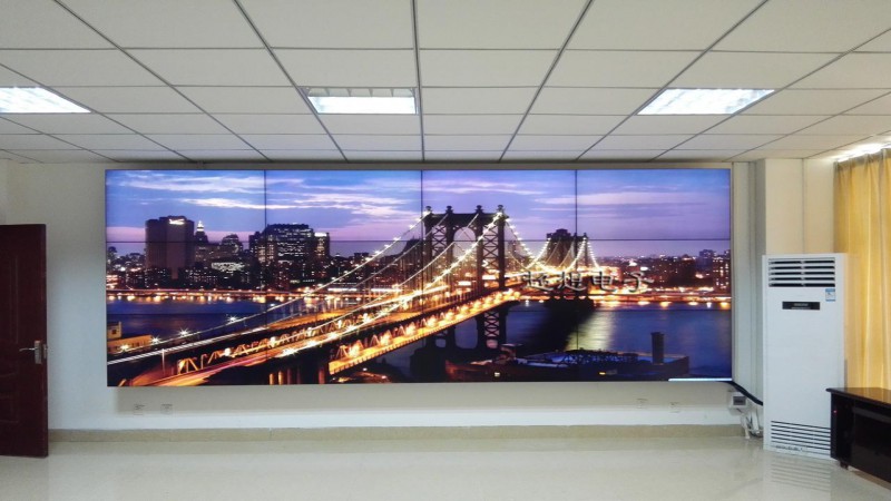 液晶拼接屏的行業(yè)發(fā)展創(chuàng)新