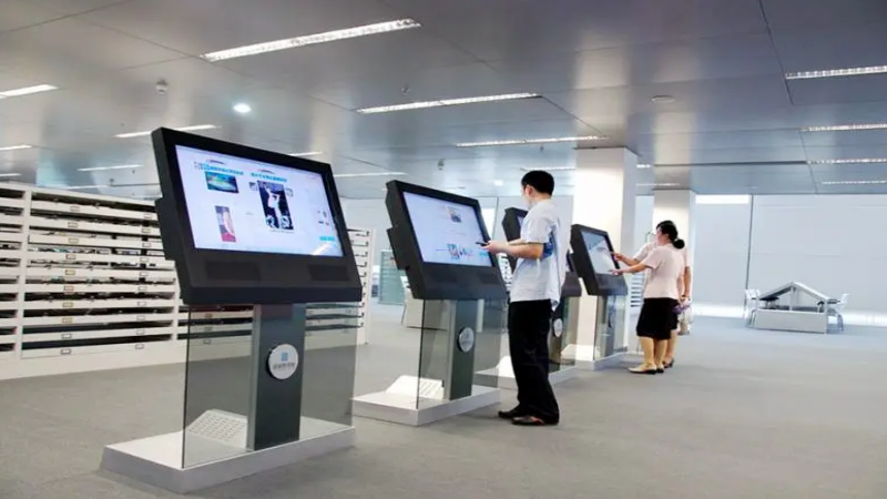 觸摸一體機(jī)的價(jià)格與什么因素有關(guān)？